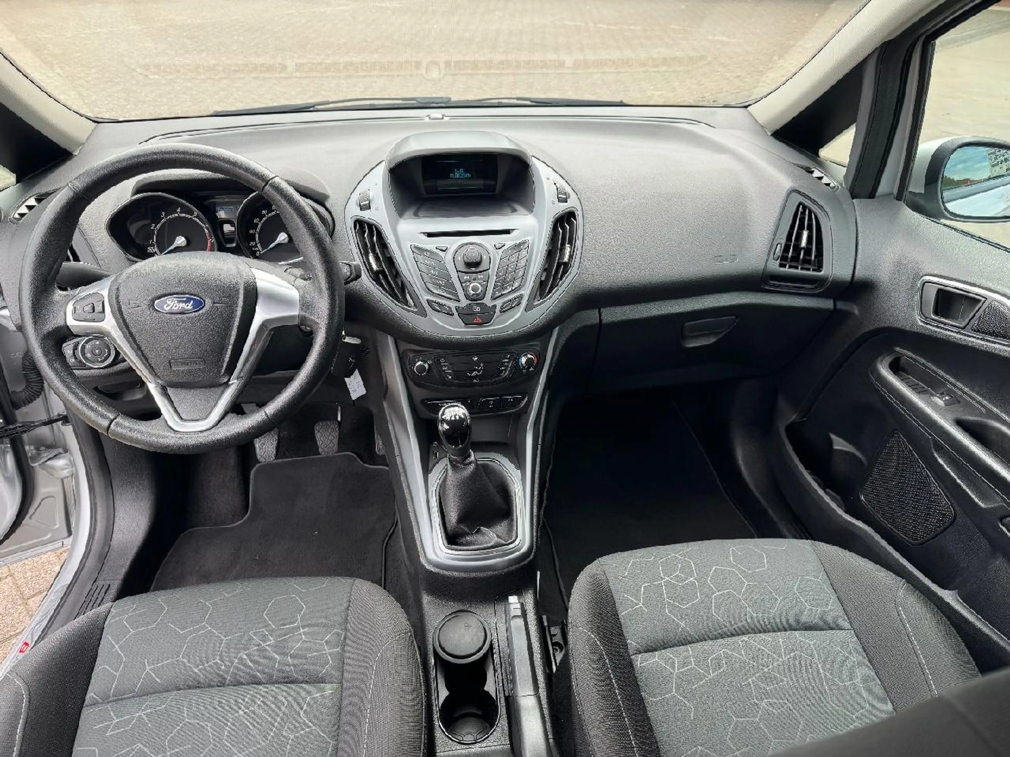 Ford B-Max Trend 1.0 100PS WiPa|PDC|Zahnr. neu! — photo 8
