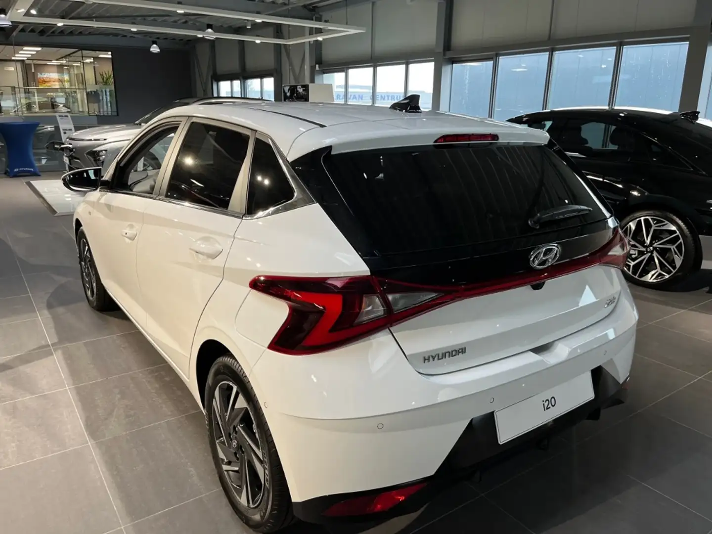 Hyundai i20 1.0 T-GDI Premium ""DIRECT LEVERBAAR"" Wit - 2