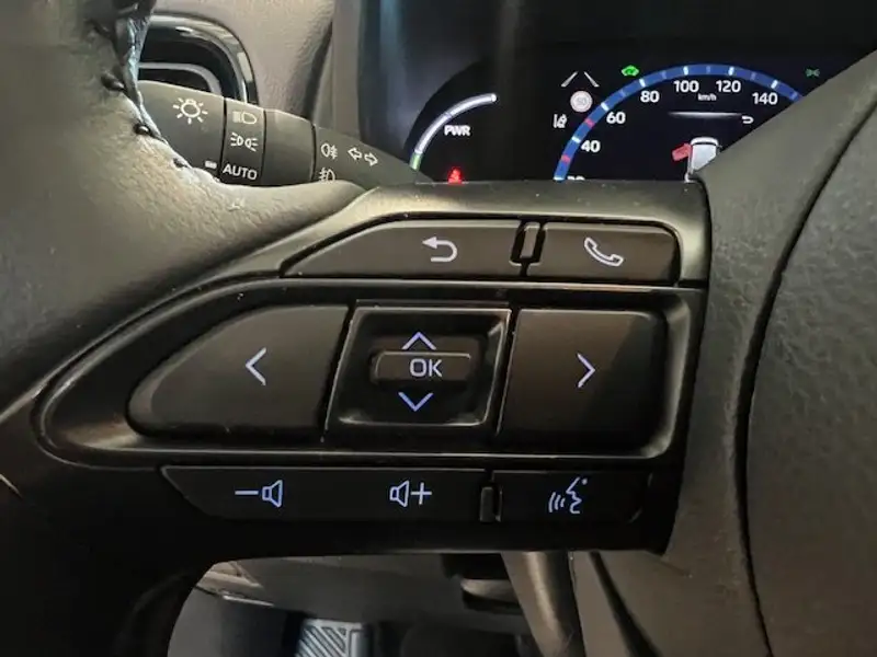 Annonce voiture d'occasion Toyota Yaris Cross - CARADIZE