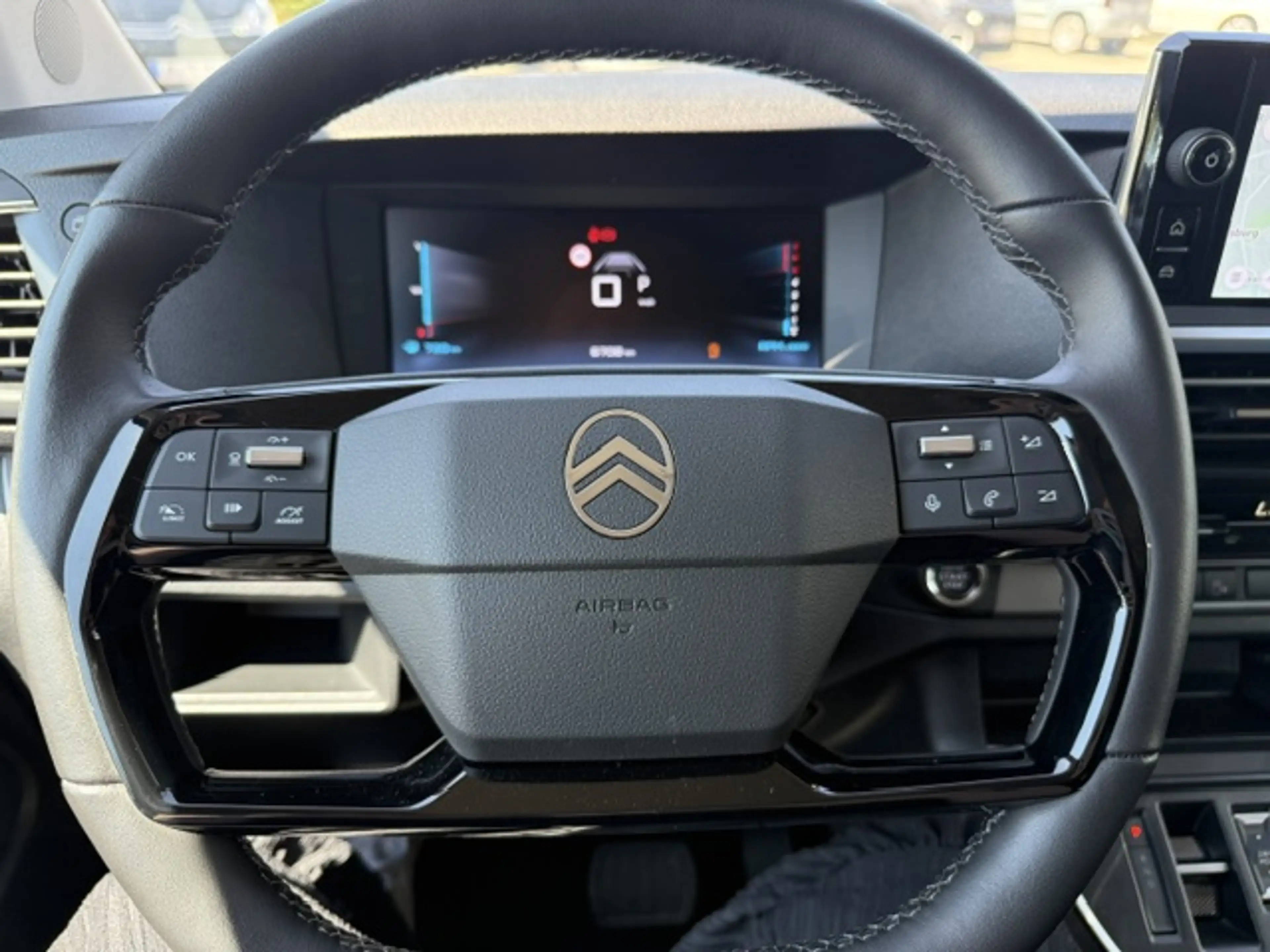 Citroen Spacetourer Blue HDI 180 EAT8 Max Vollausstattung — photo 10