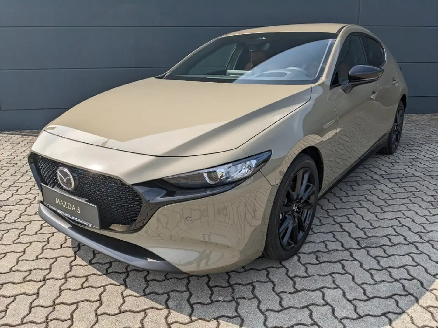 Mazda 3 5-Türer 2.5l (140PS) Nagisa Automatik Bose Navi 20 Verde - 2