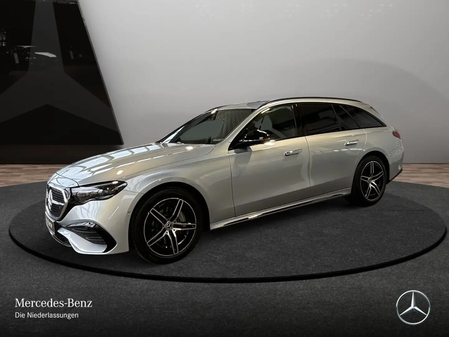 Mercedes-Benz E 200 T AMG 360° Distr. AHK Night Spurhalt-Ass PTS Argent - 2