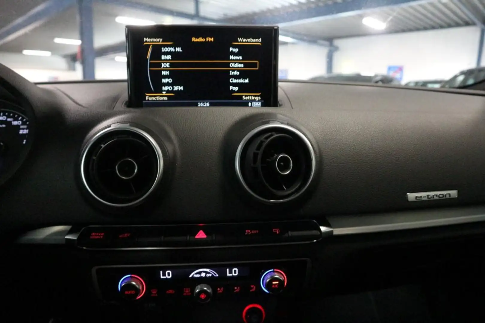 Audi A3 Sportback 1.4 e-tron PHEV / DEALER ONDERHOUDEN / K Grijs - 2