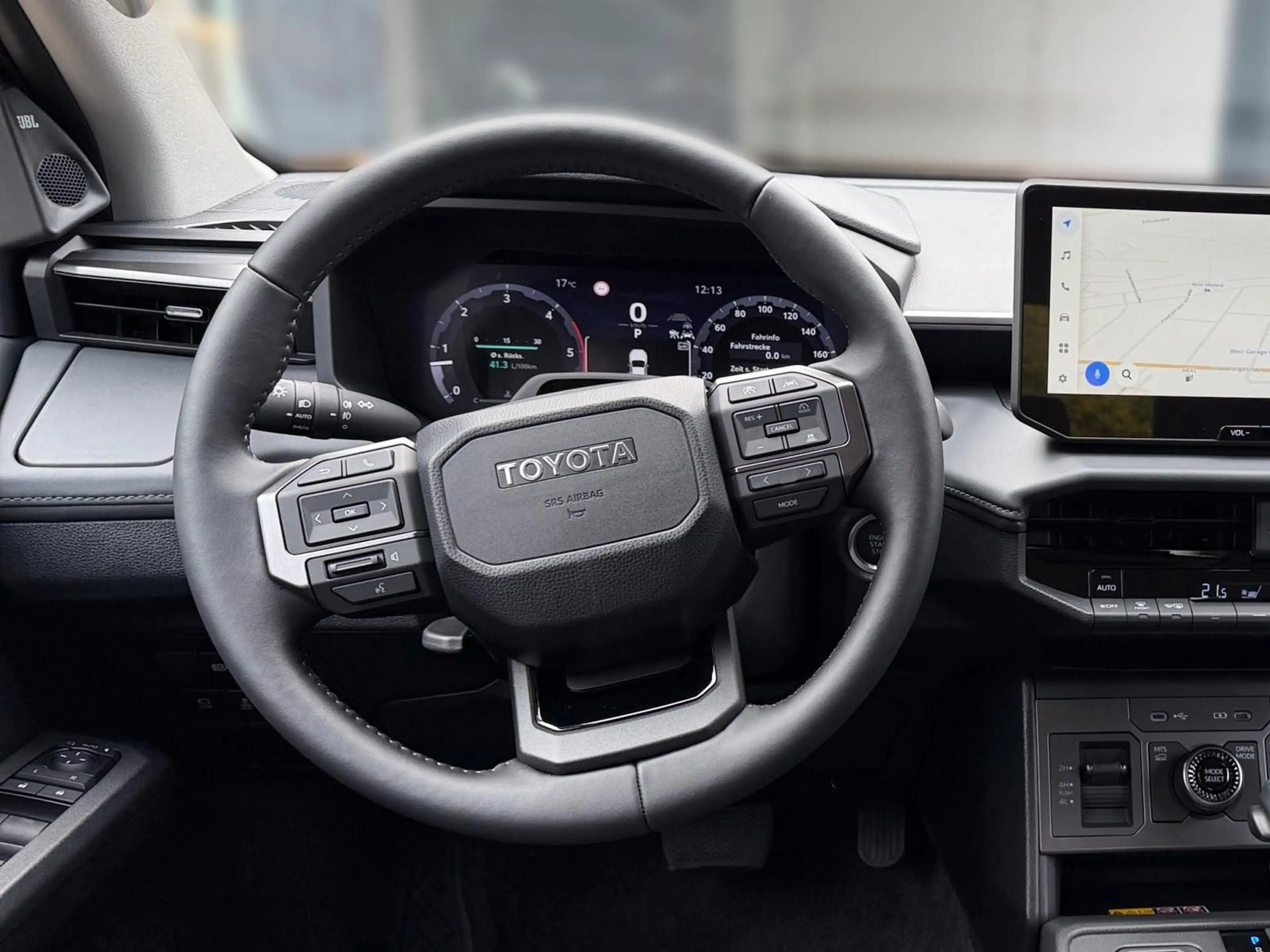 Toyota Hilux 2.8 DOUBLE CAB INVINCIBLE 4x4 M.Hyb. — photo 14