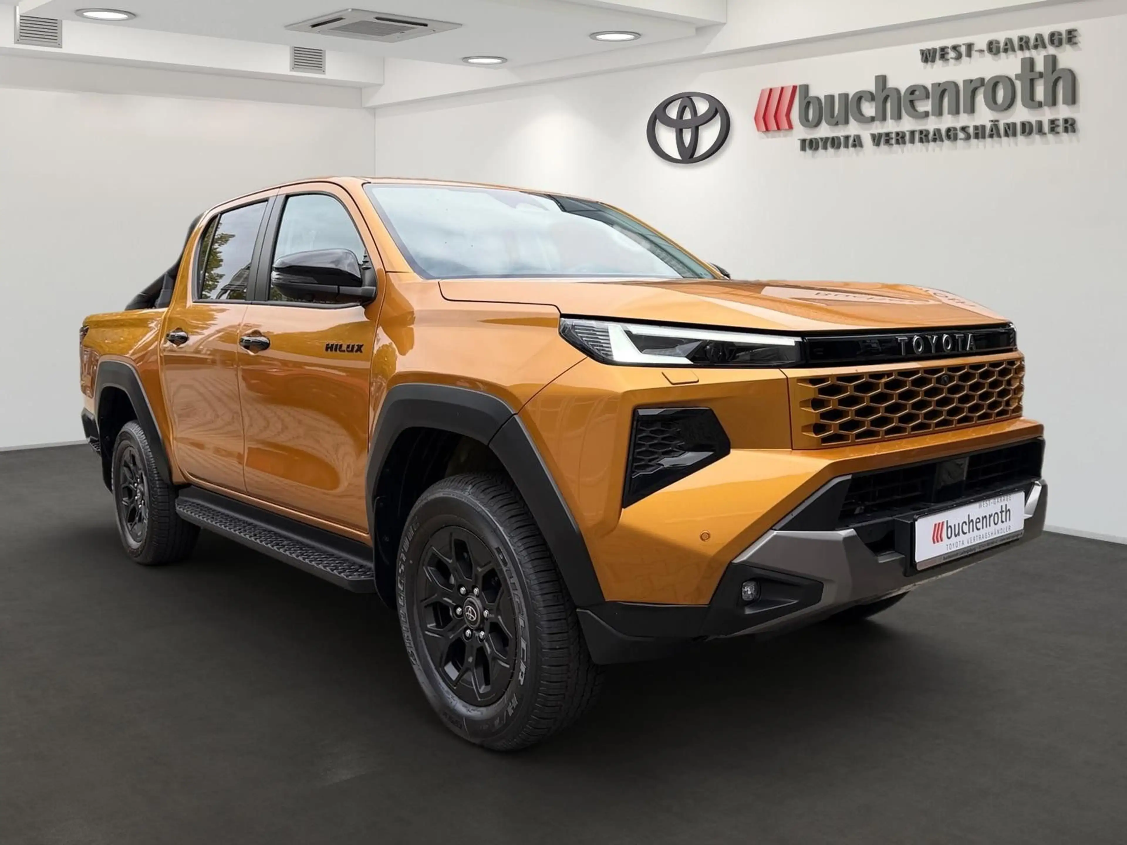 Toyota Hilux 2.8 DOUBLE CAB INVINCIBLE 4x4 M.Hyb. — photo 3