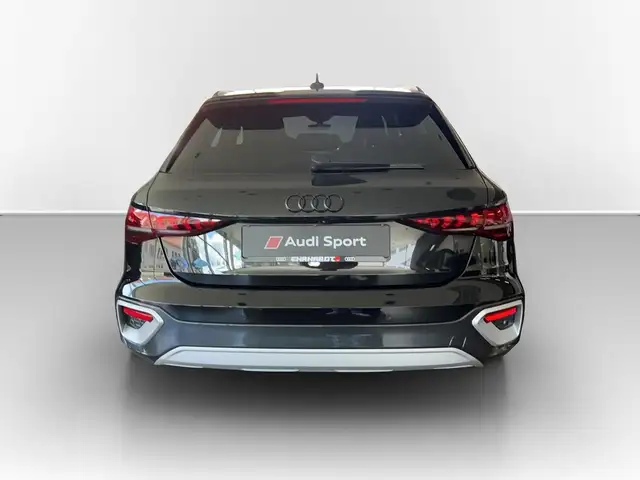 Audi A3 view 6