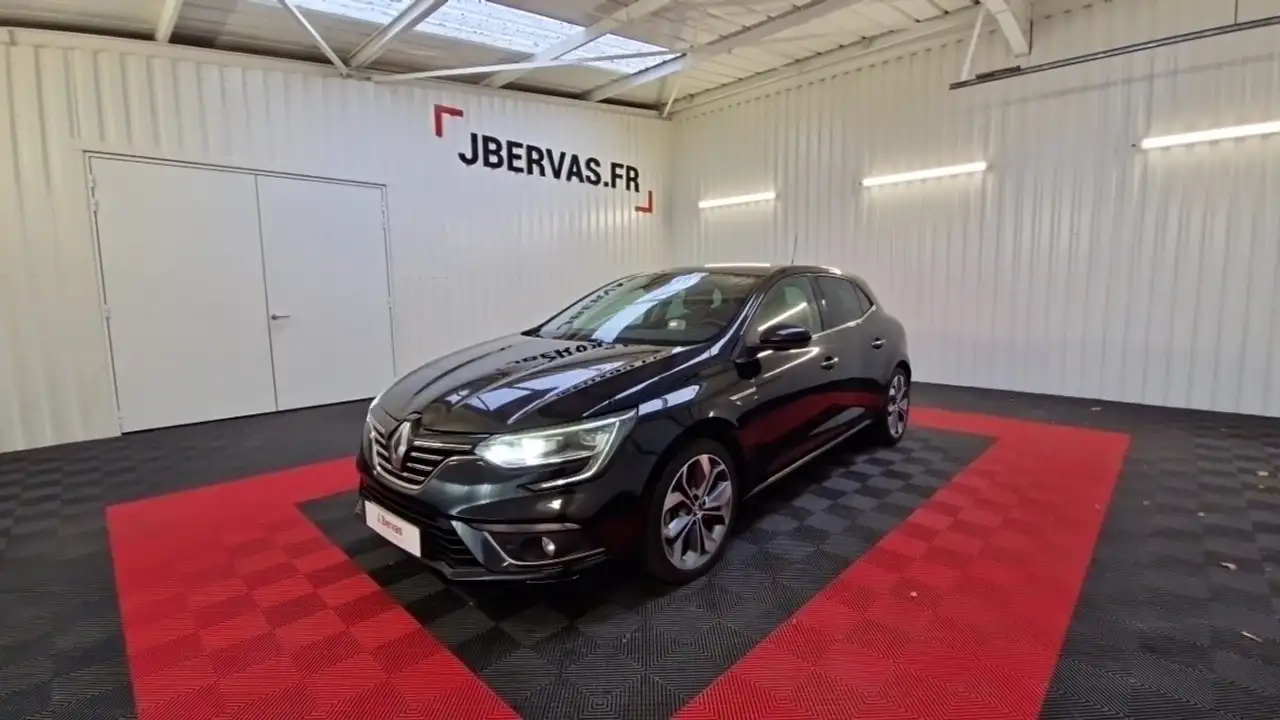 Renault Megane IV Berline Akaju Energy dCi 130