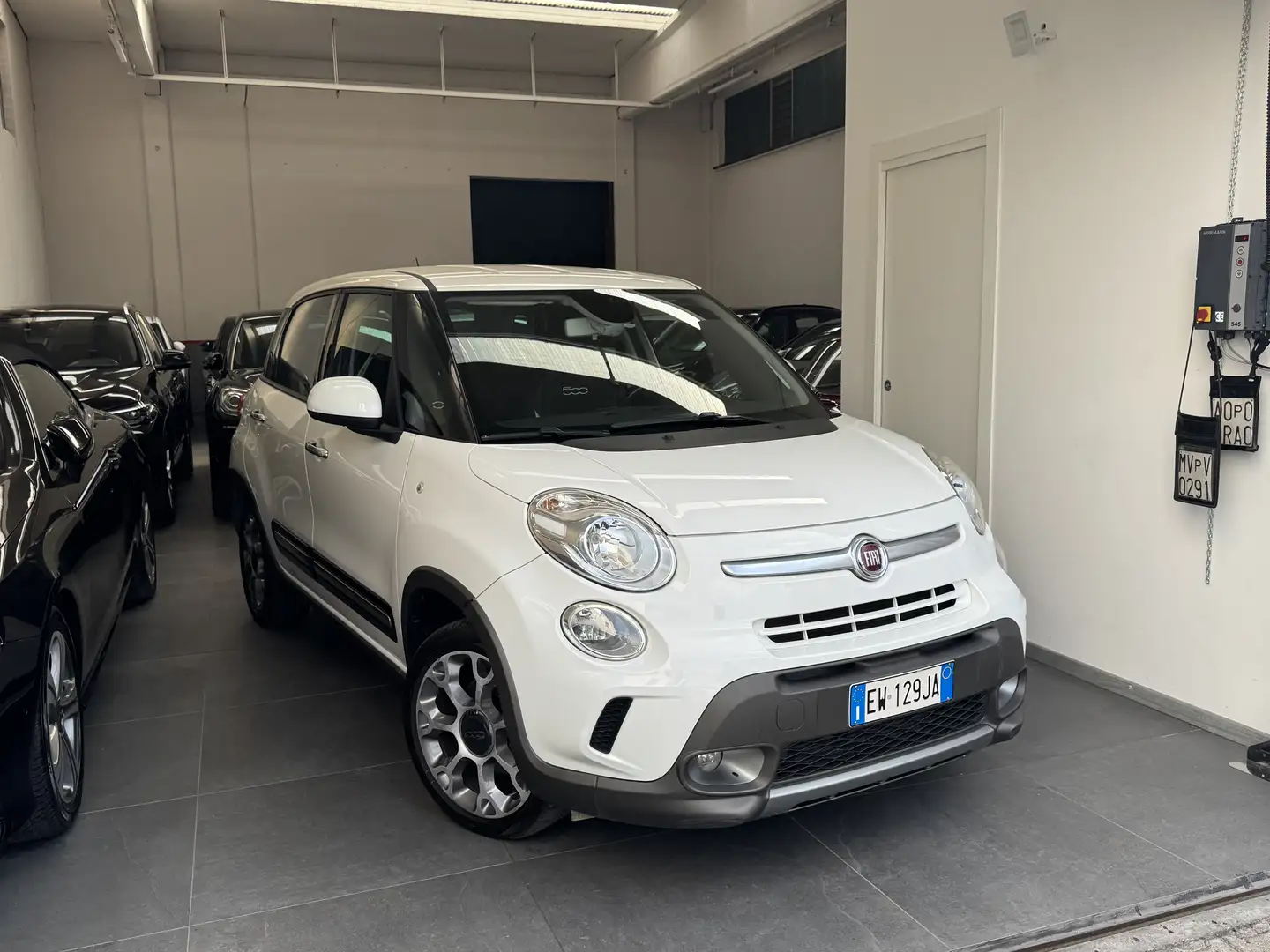 Fiat 500L 1.3 mjt Trekking 85cv - 1