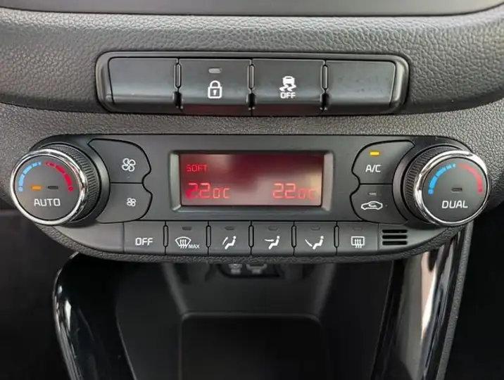 Kia 2018, foto 18