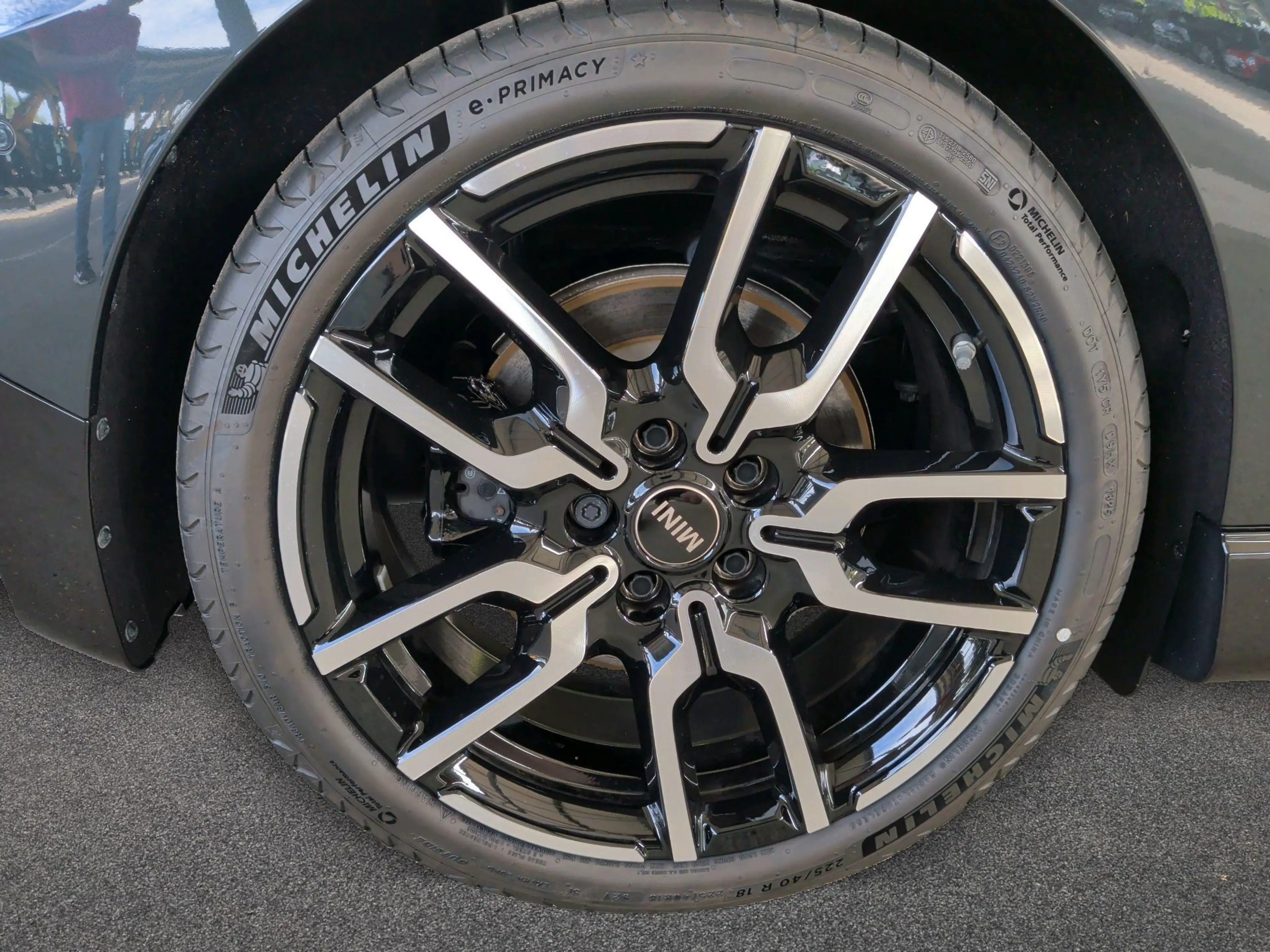MINI Cooper SE John Cooper Works Trim — photo 10