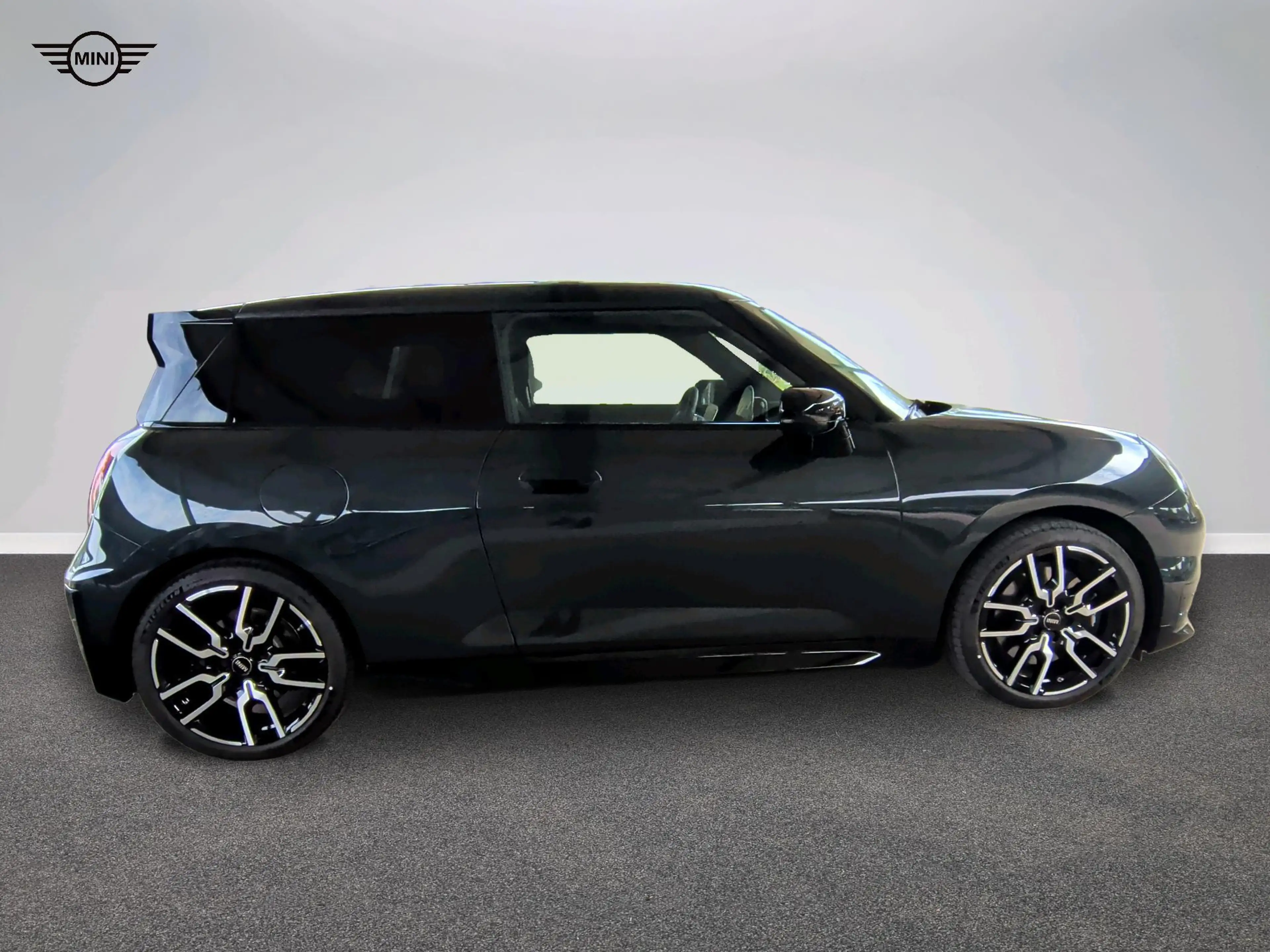 MINI Cooper SE John Cooper Works Trim — photo 2