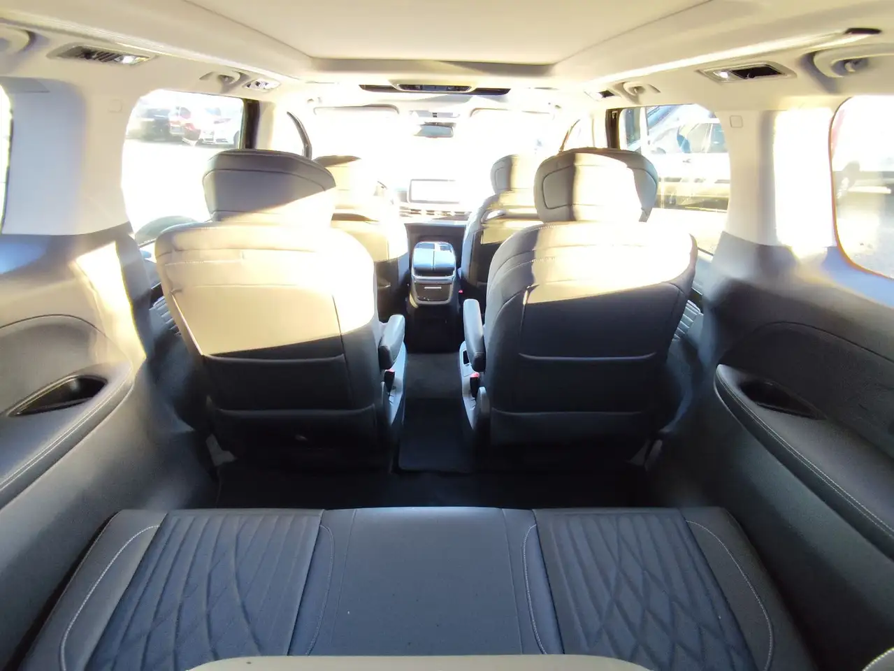 Maxus Mifa 9 Luxury-Pak.,Businesssitze,b.580km Reichw. 12