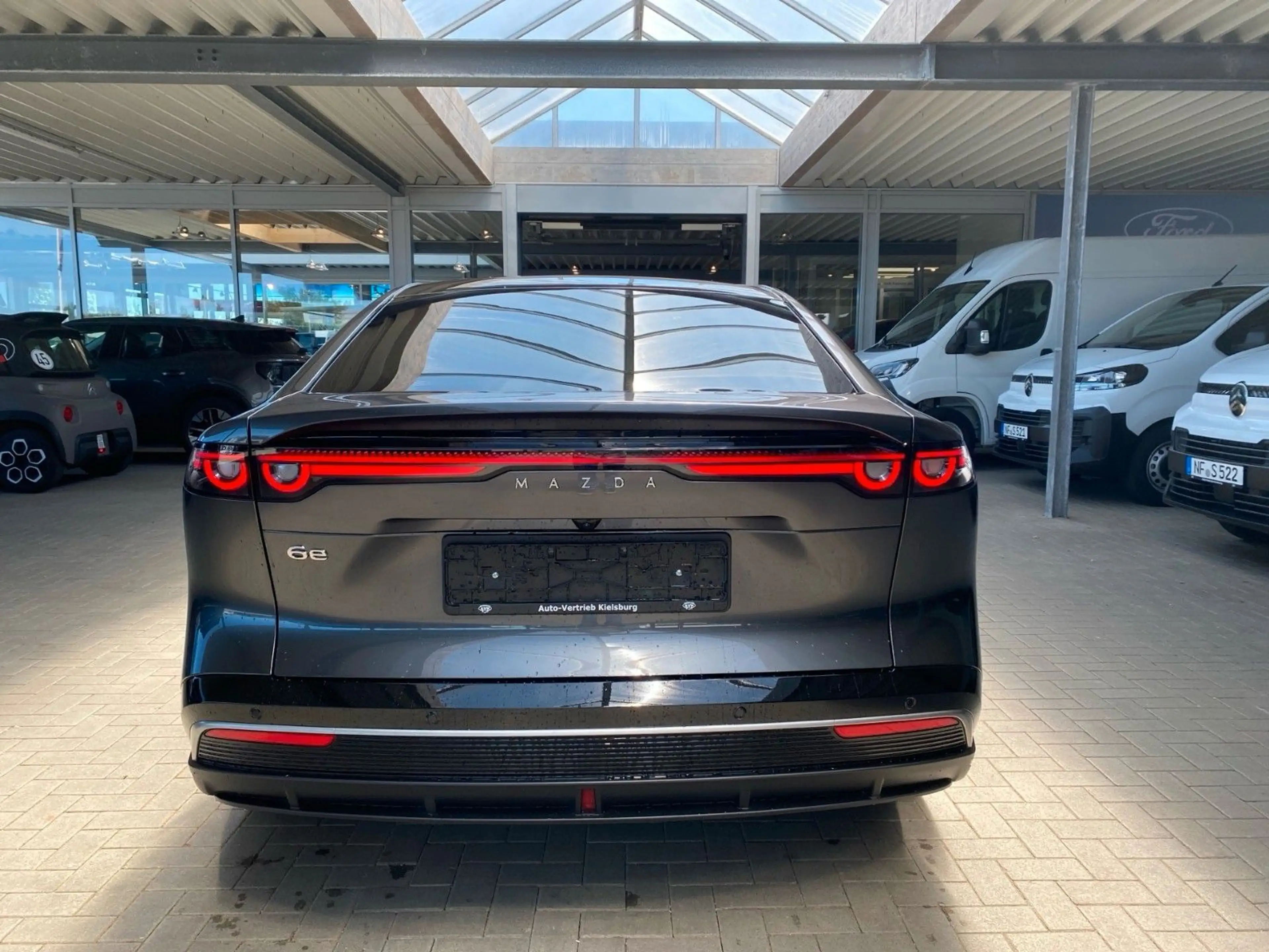 Mazda 6e 190 kW EV Takumi Plus — photo 13