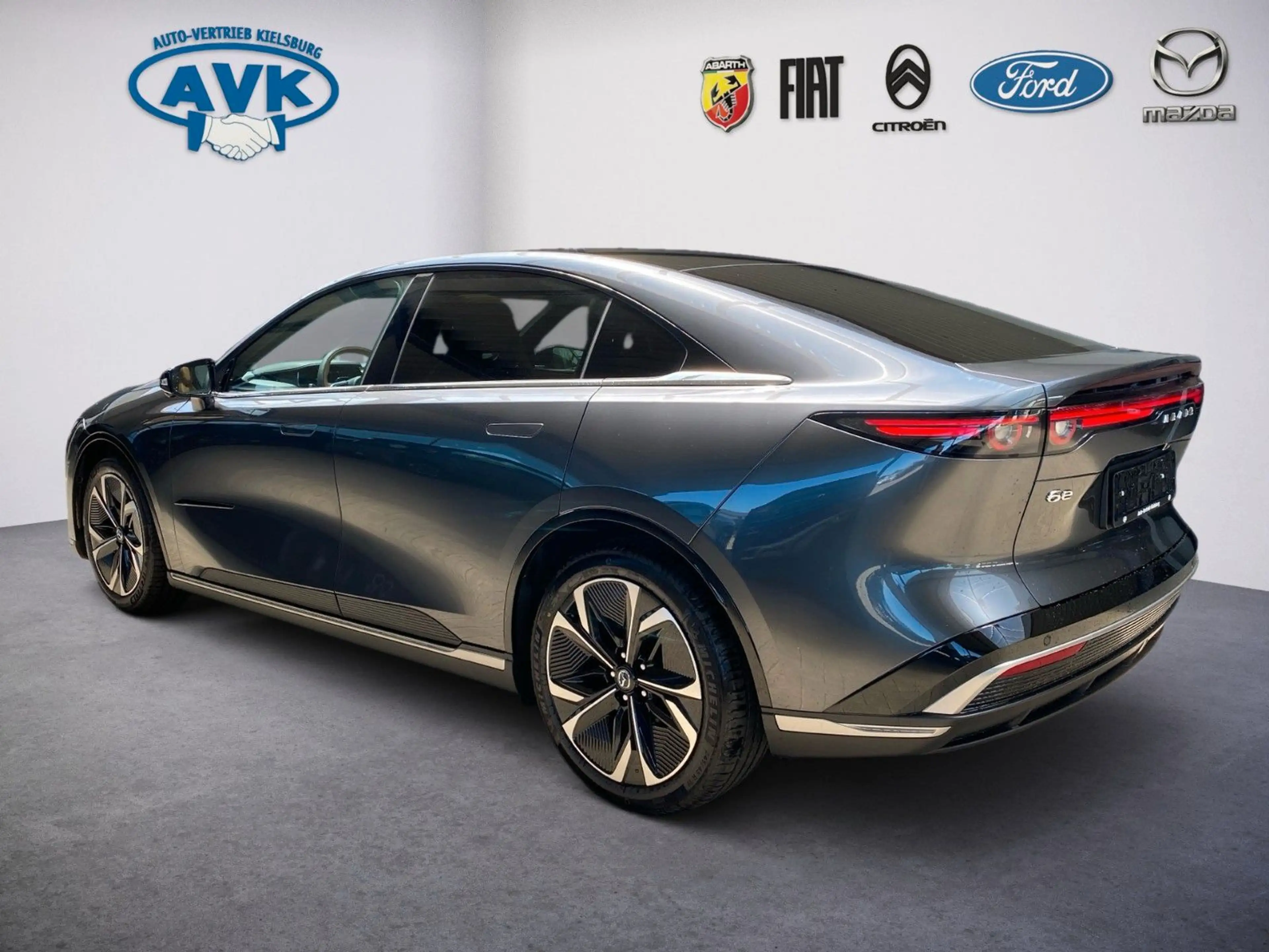 Mazda 6e 190 kW EV Takumi Plus — photo 4