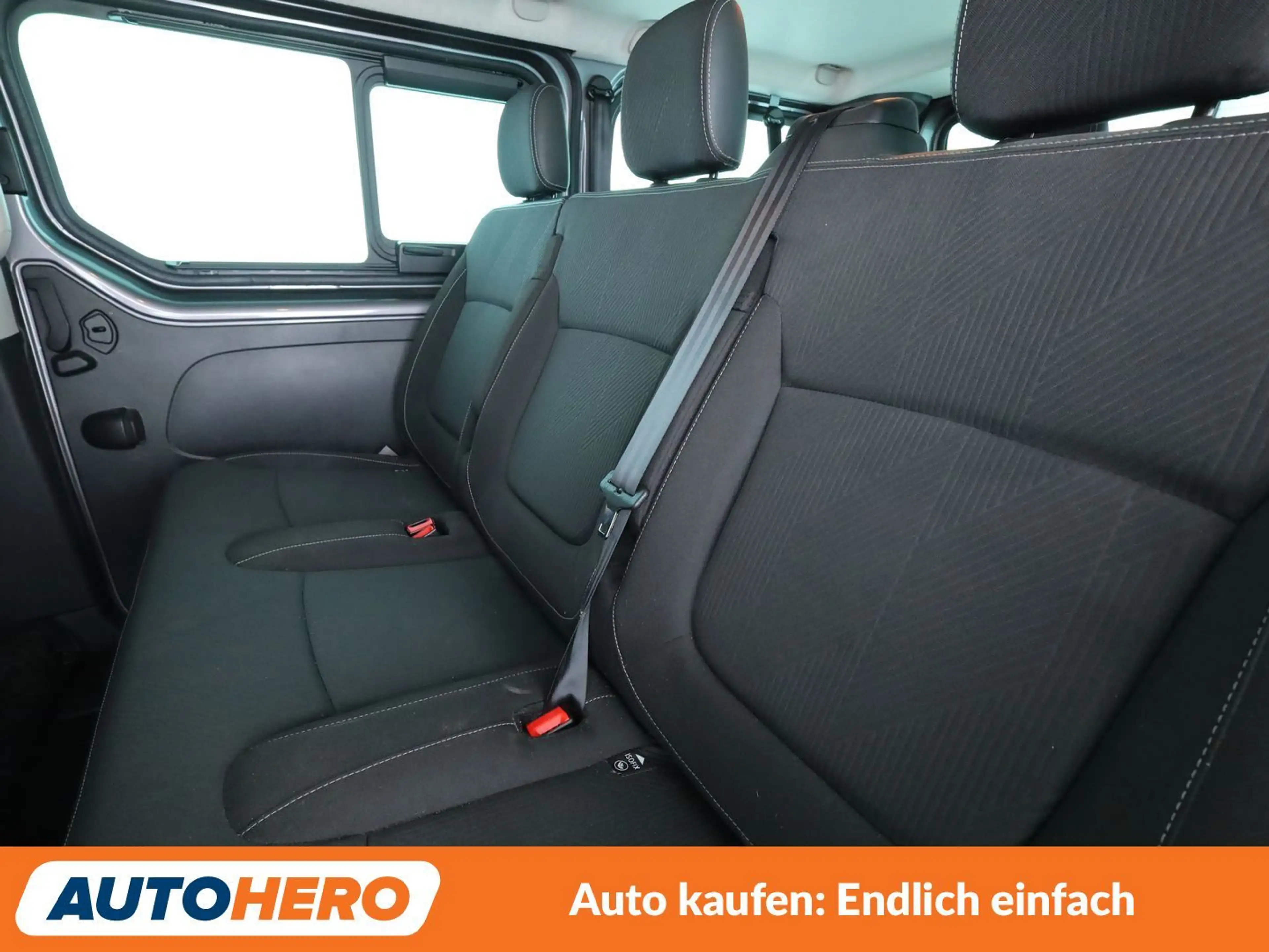 Nissan NV300 2.0 dCi L1H1 2,7t PREMIUM Aut.*NAVI*PDC*TEMPO* — photo 14
