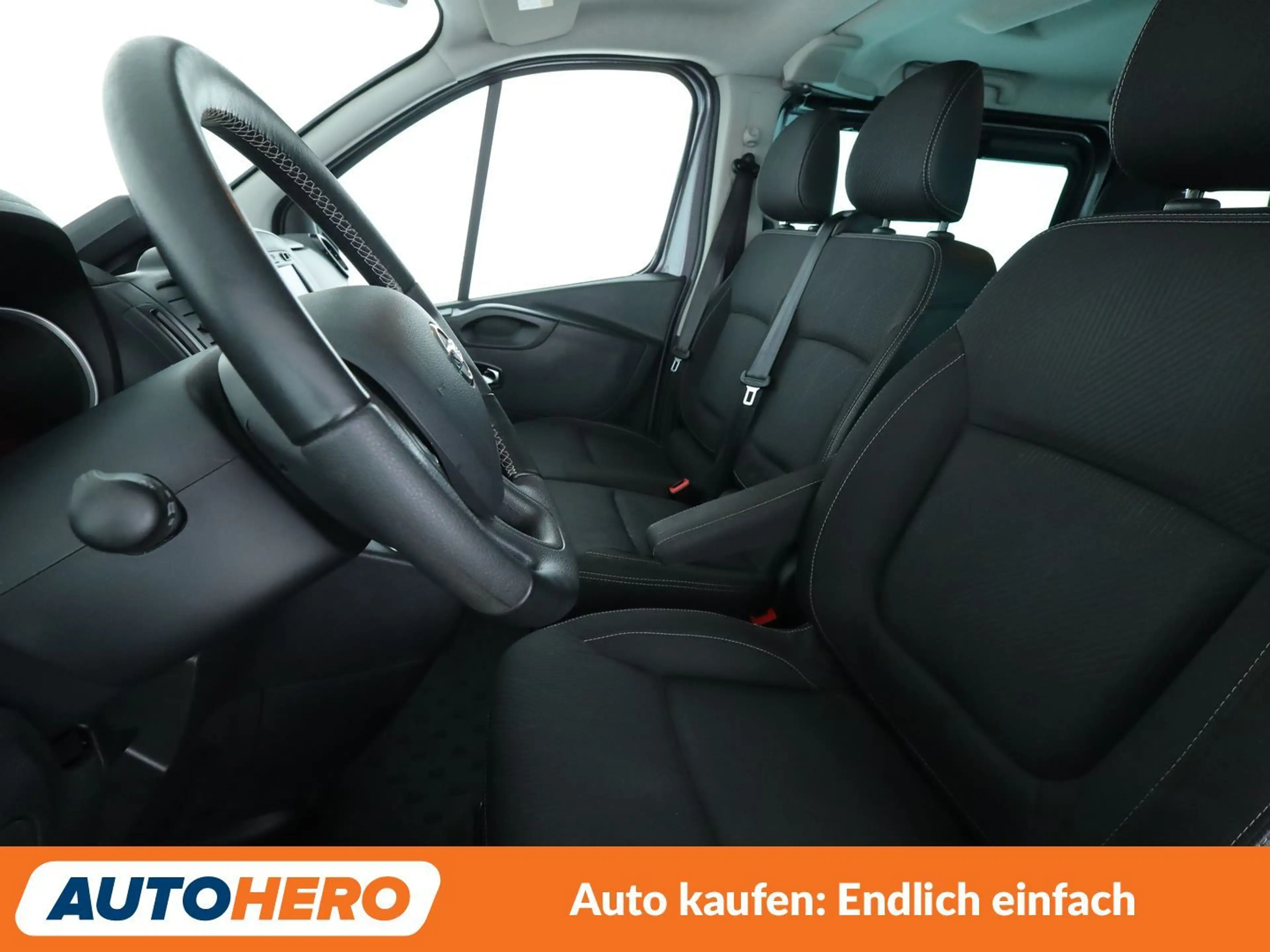 Nissan NV300 2.0 dCi L1H1 2,7t PREMIUM Aut.*NAVI*PDC*TEMPO* — photo 10