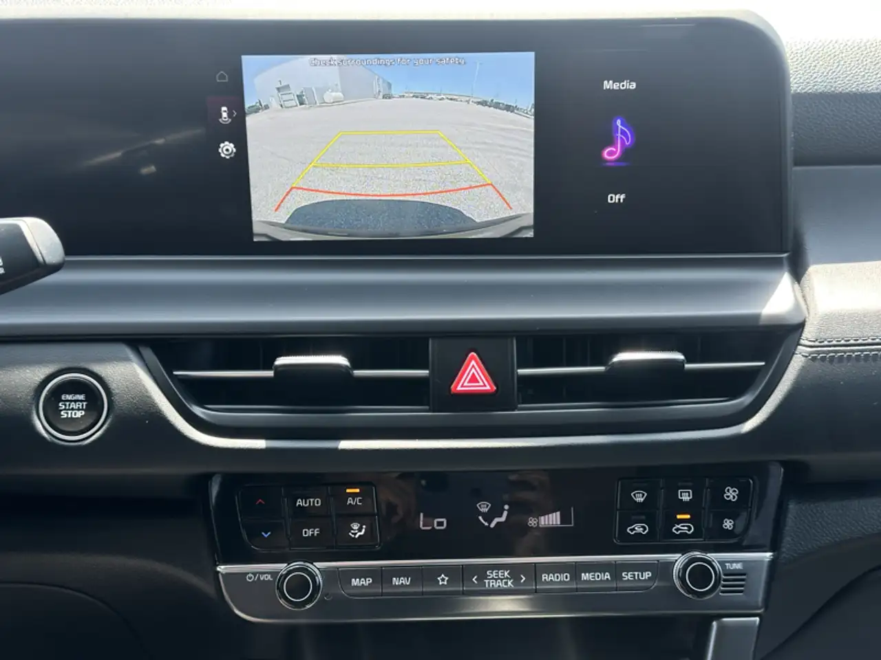 Kia Seltos снимка Kia Seltos