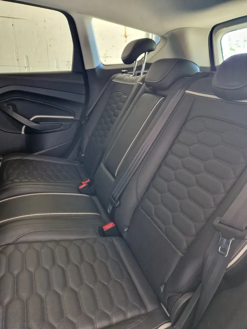 Ford Kuga 2,0 TDCi Vignale Start/Stop Powershift Aut. AWD - 2