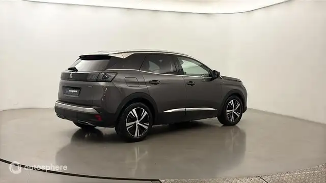 Peugeot 3008 view 5