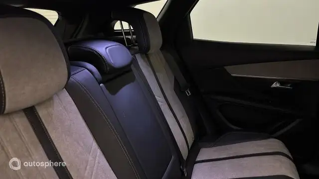 Peugeot 3008 view 13
