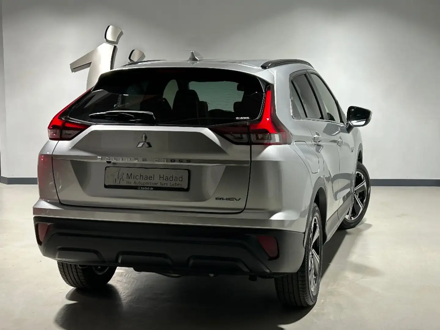 Mitsubishi Eclipse Cross Plug-in Hybrid BASIS 4WD *Aktion* Silber - 2