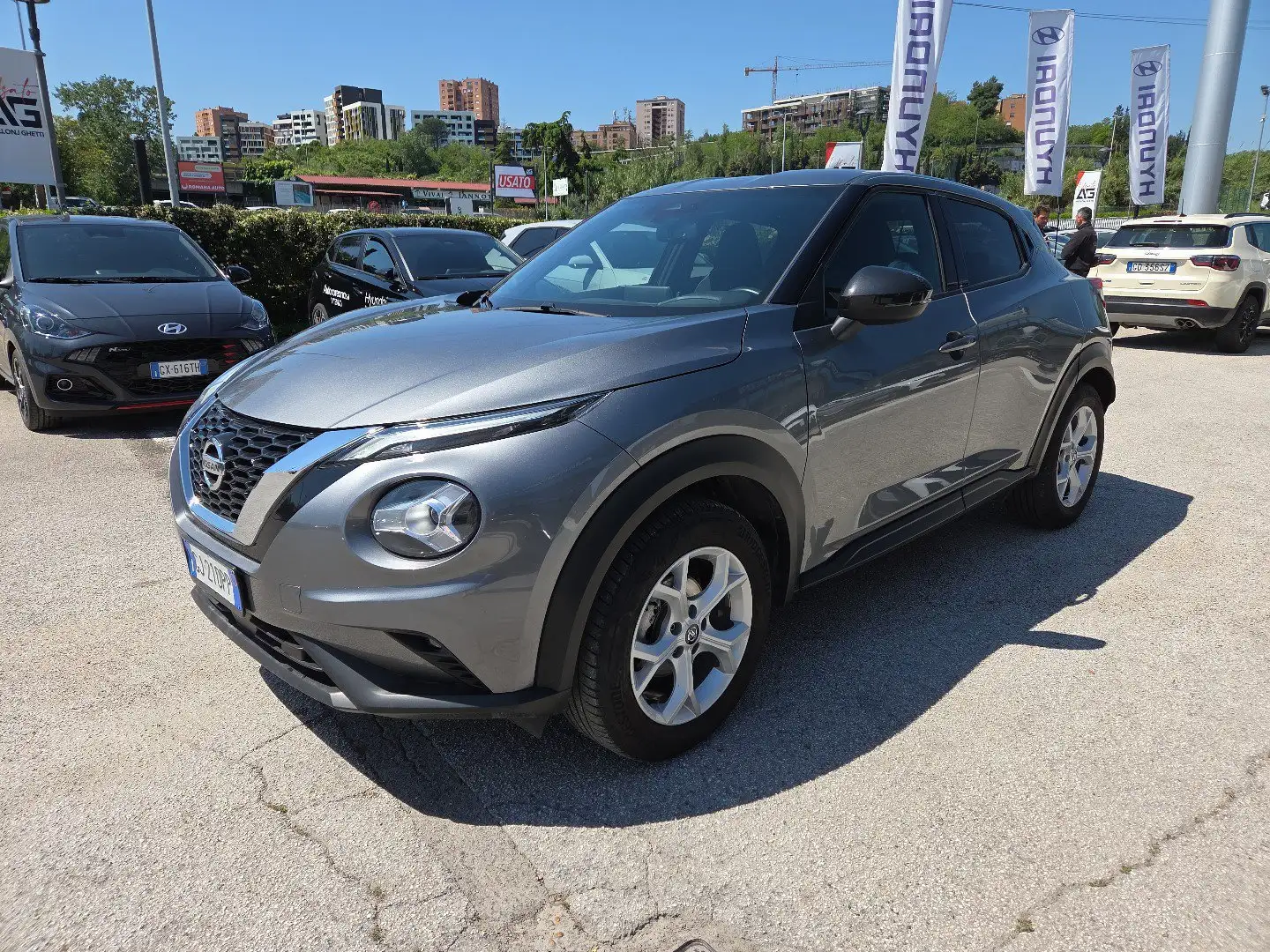 Nissan Juke 1.0 DIG-T 114 CV DCT N-Connecta Grigio - 1