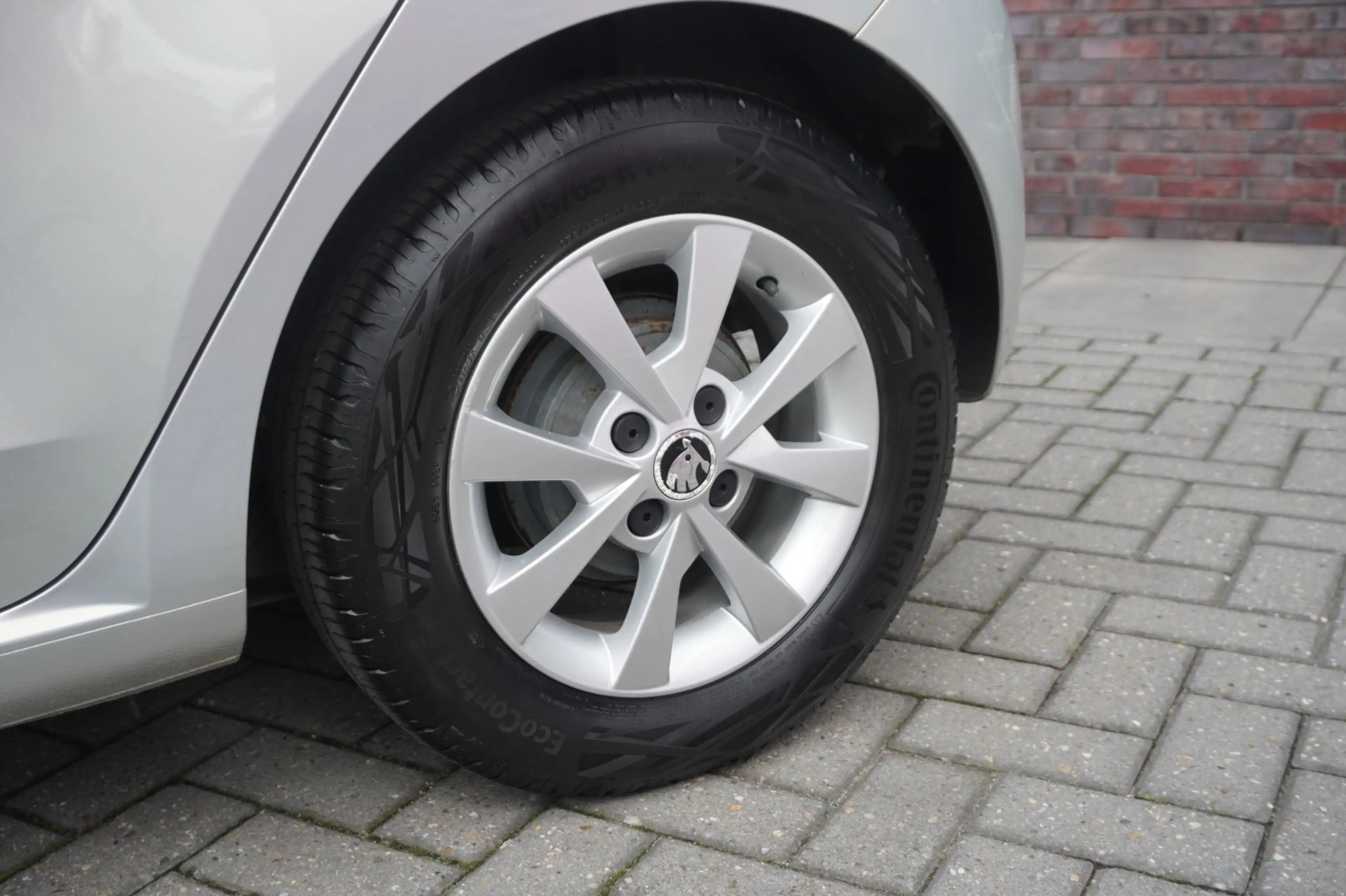 Skoda Citigo 1.0 Greentech Elegance / Lage km!! / Radio — photo 6