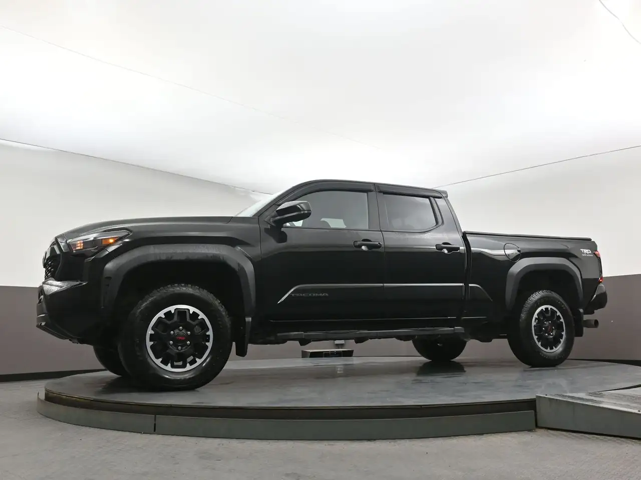 Toyota Tacoma снимка Toyota Tacoma