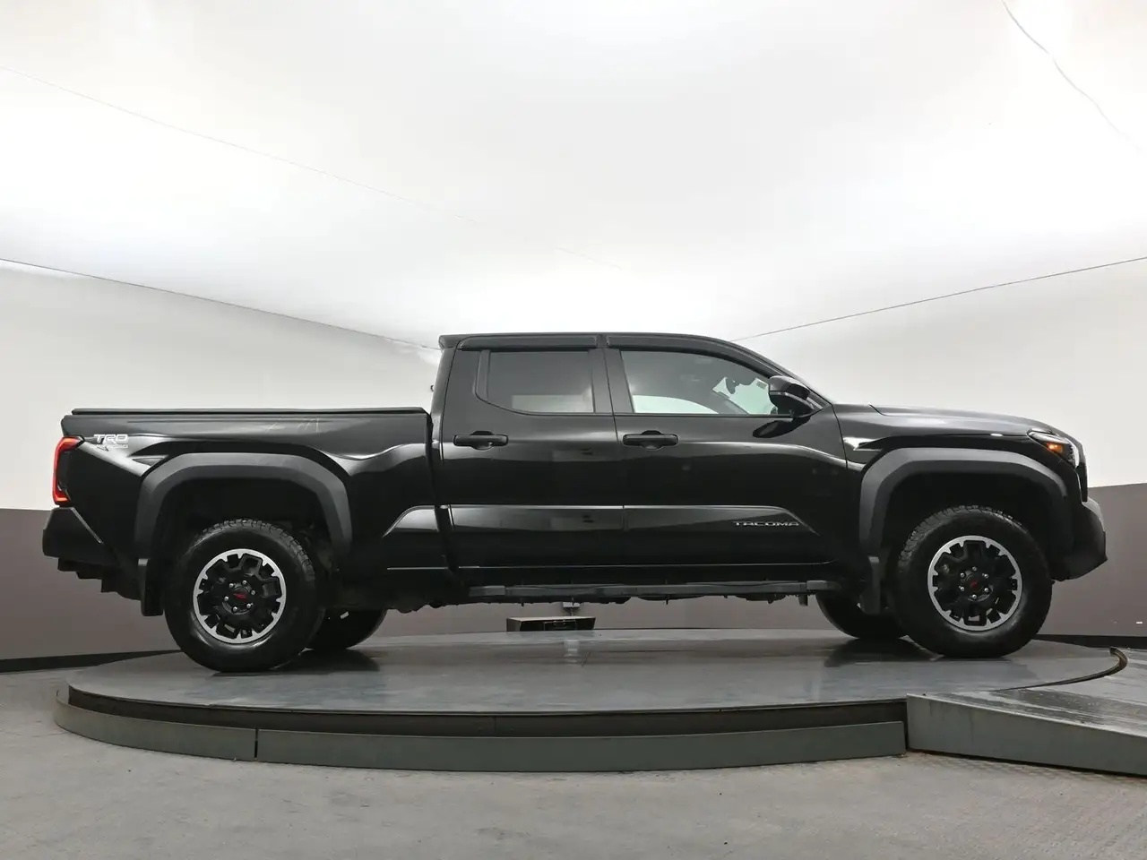Toyota Tacoma снимка Toyota Tacoma