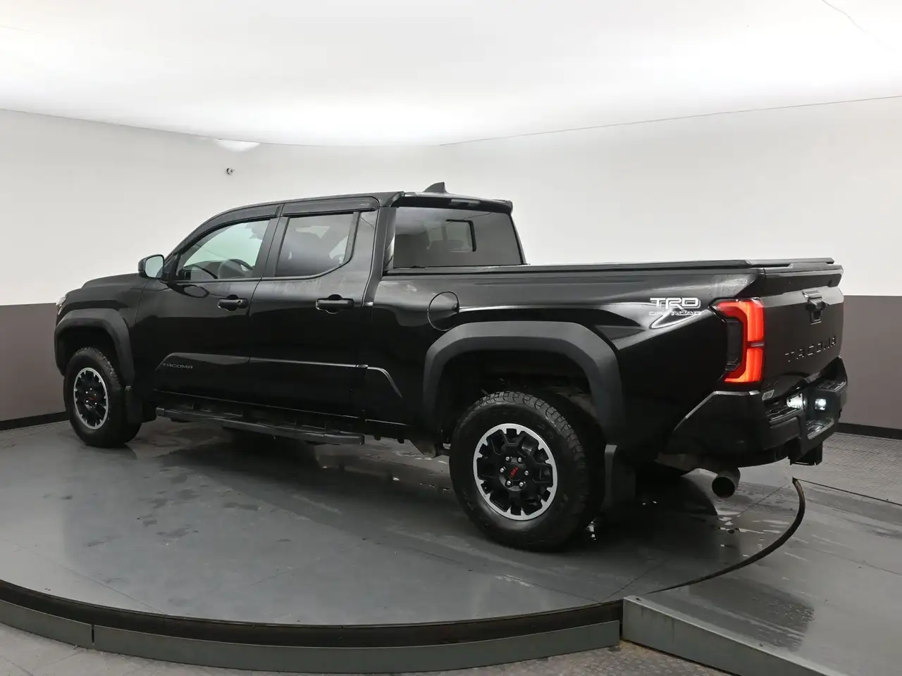 Toyota Tacoma снимка Toyota Tacoma