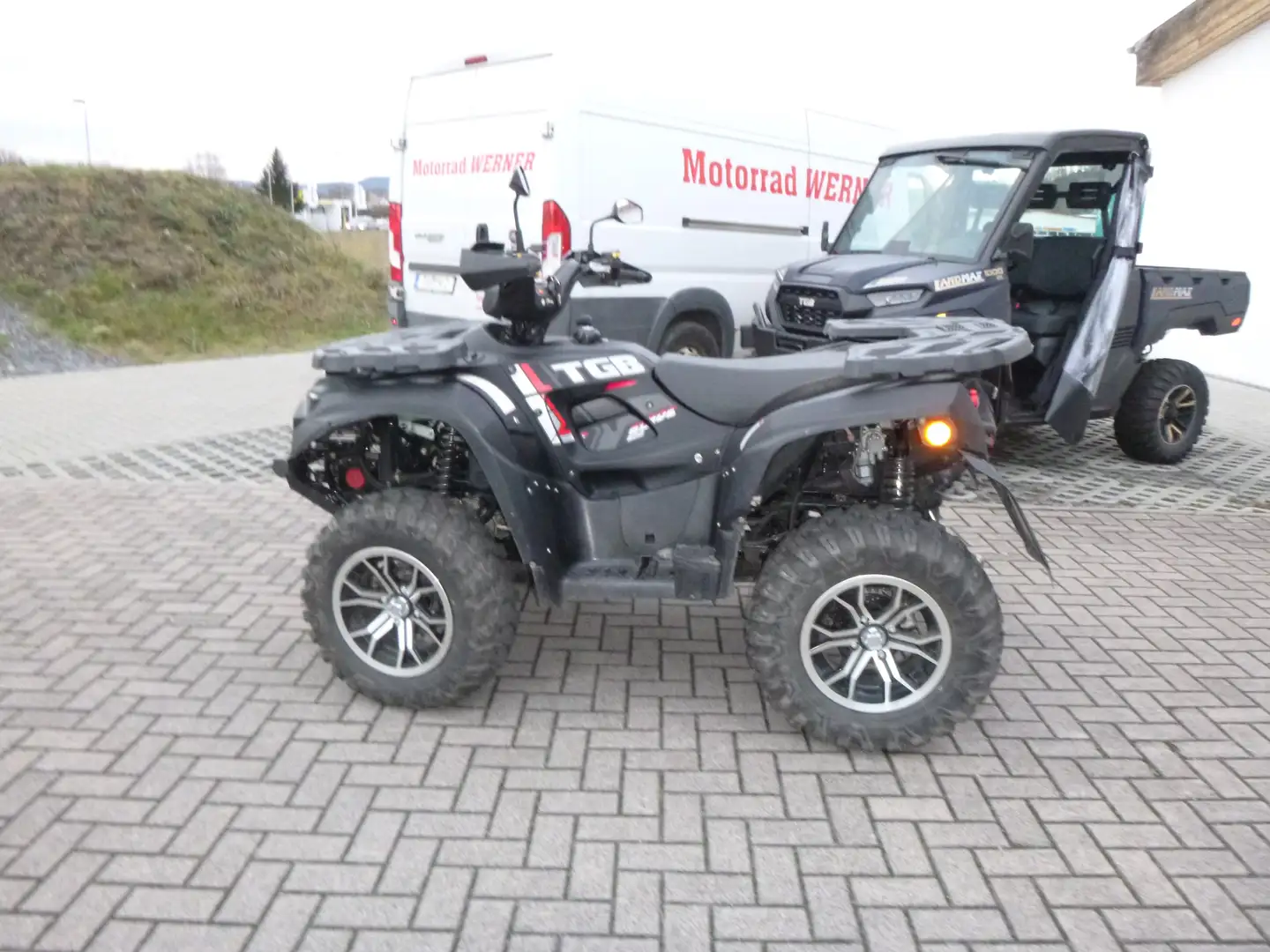 TGB Blade 600 Blade 600 LOF Zwart - 1