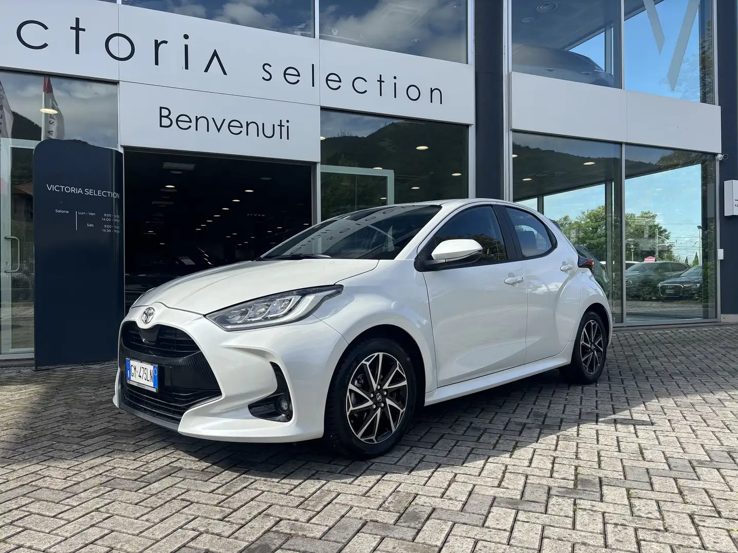 Toyota Yaris YARIS ACTIVE 5 PORTE ACTIVE 72 CV C.MANUALE NEOPA Wit - 2