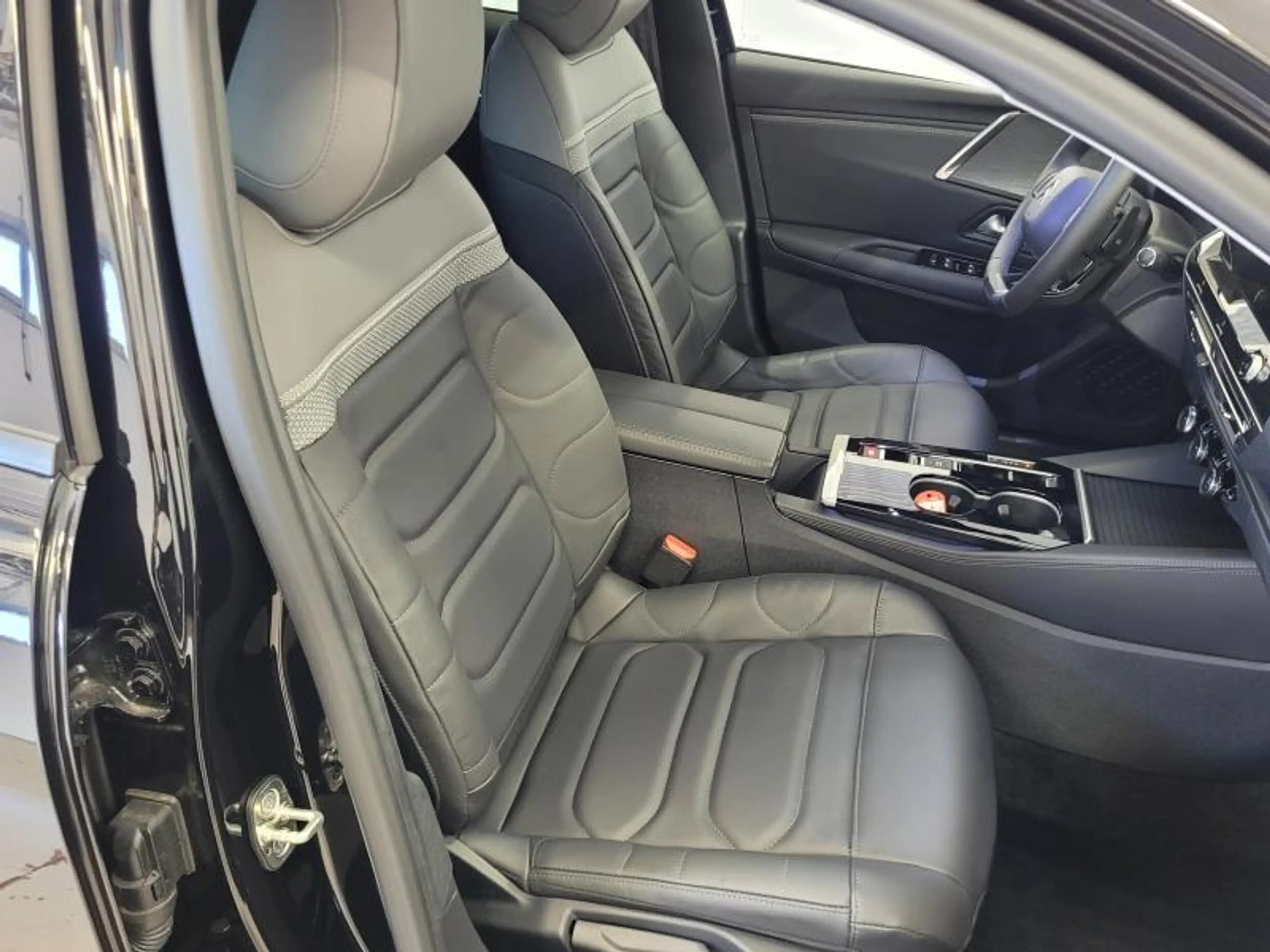 Citroen C5 X 12 Turbo 130 pk EAT8 Shine — photo 11