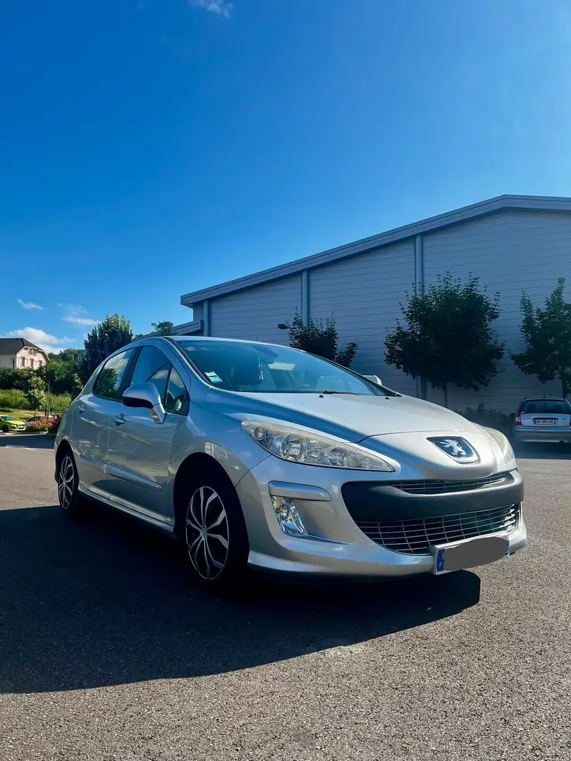 Peugeot 308 1.6 HDi 110ch FAP Business Pack - 1