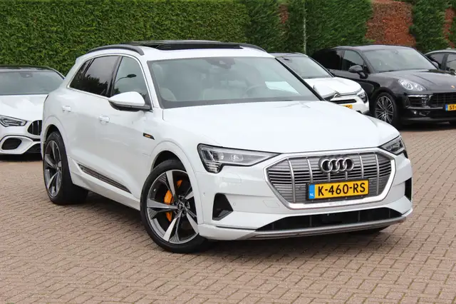 Audi e-tron e-tron 55 quattro advanced Pro Line Plus 95 kWh /