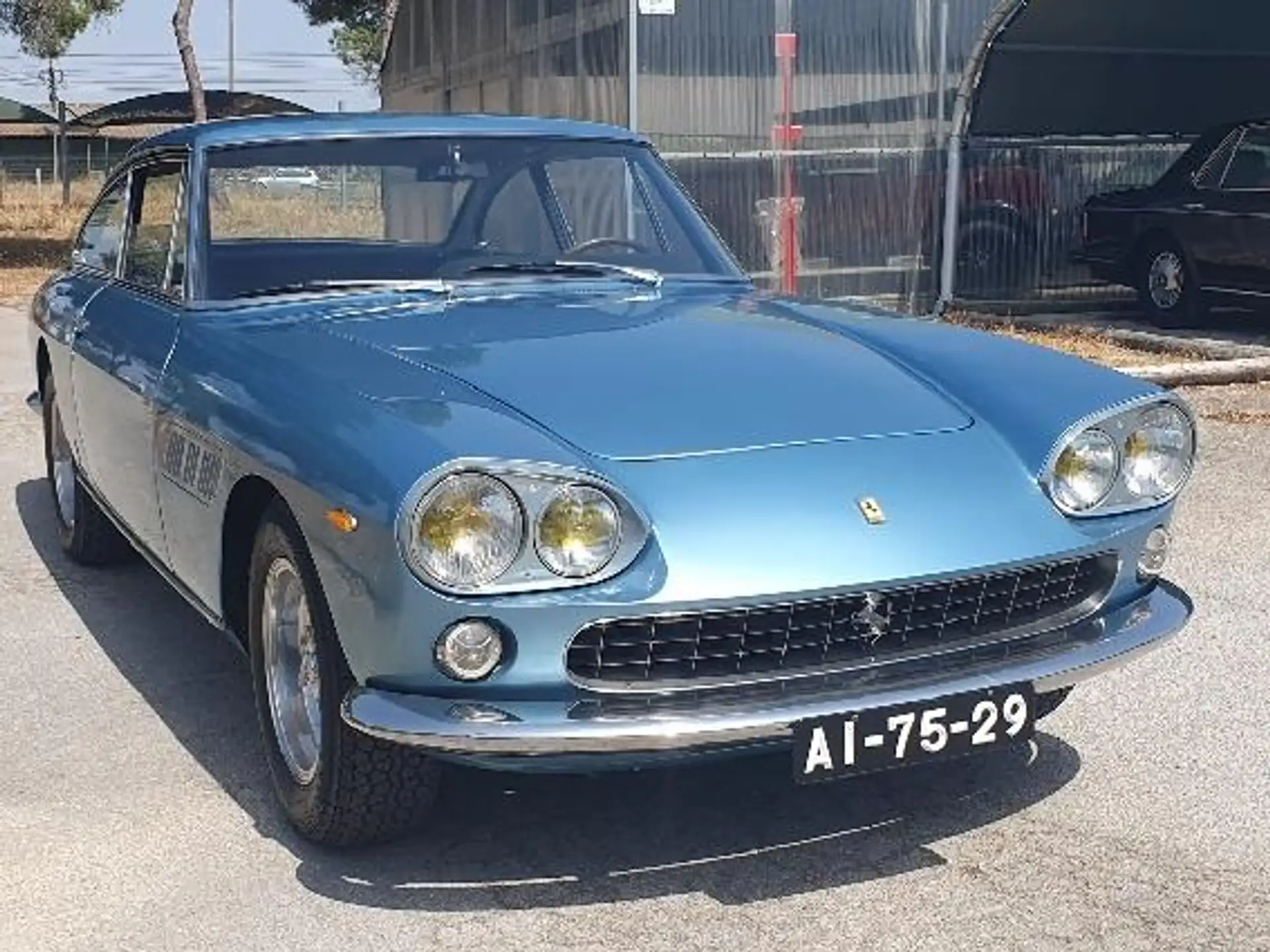 페라리 330 1964 파랑 사진 3