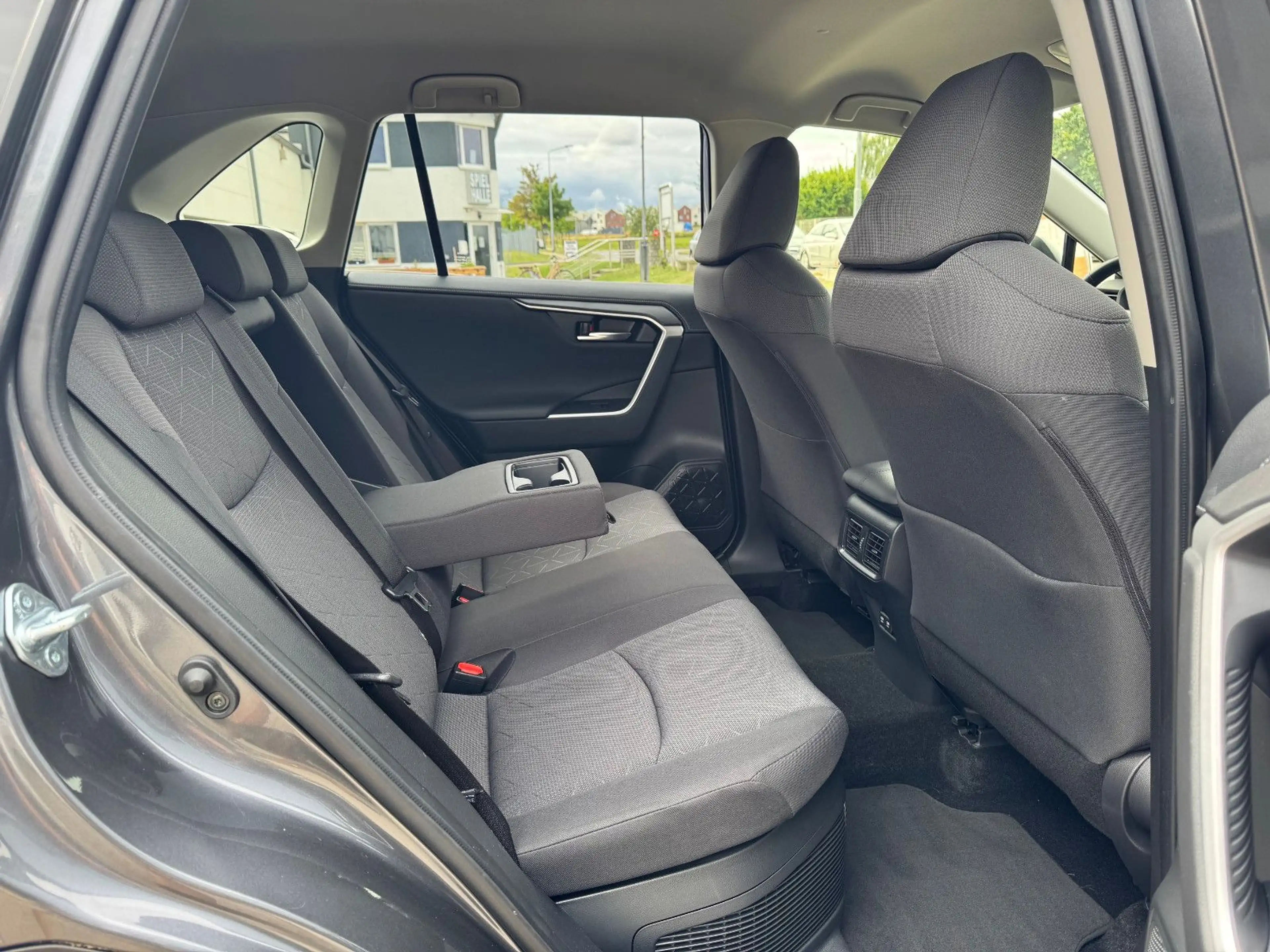 Toyota RAV 4 4 Hybrid/Team/ACC/LED/NAVI/KAMERA/SITZH/DAB/ — photo 13