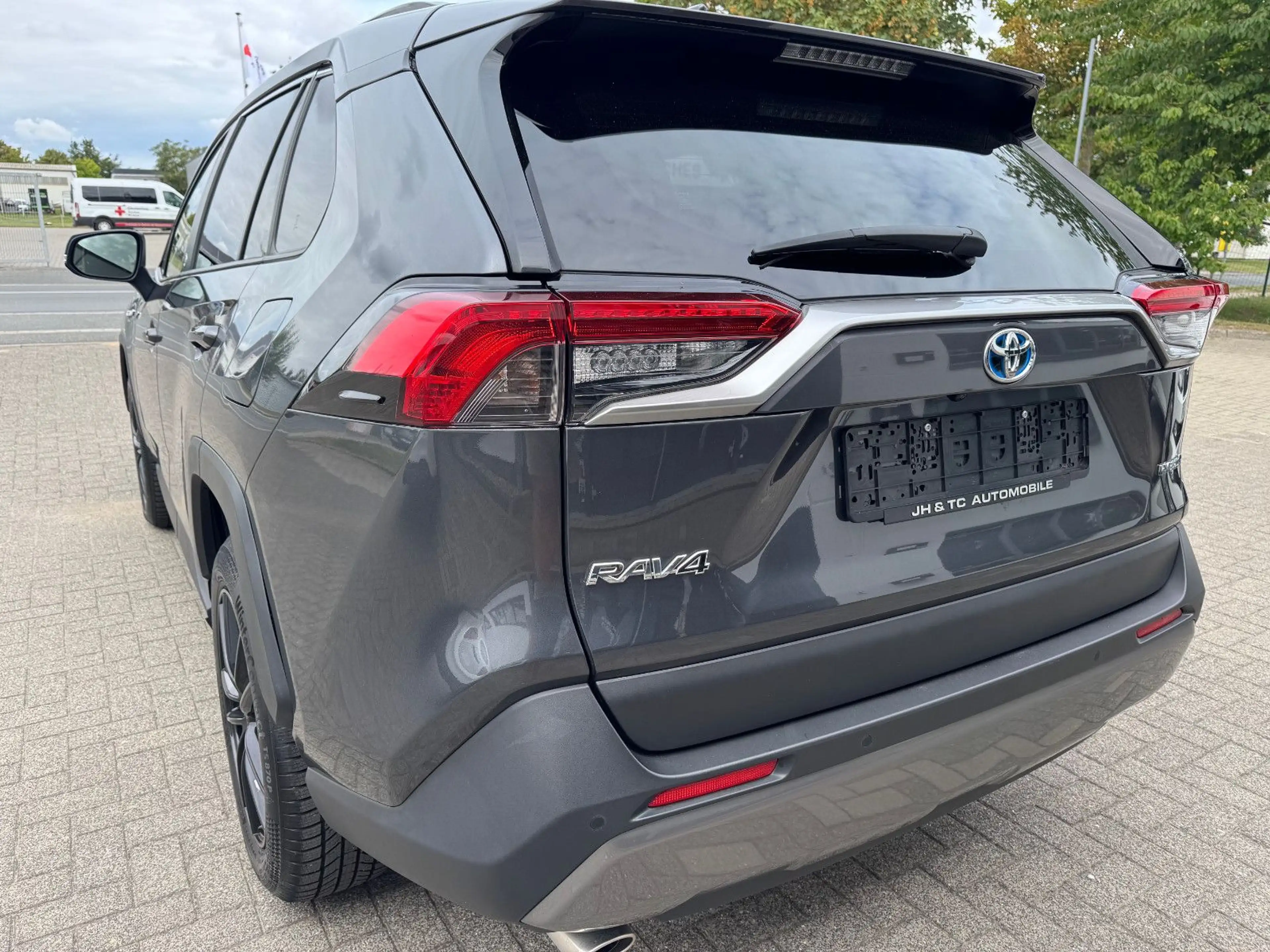 Toyota RAV 4 4 Hybrid/Team/ACC/LED/NAVI/KAMERA/SITZH/DAB/ — photo 4
