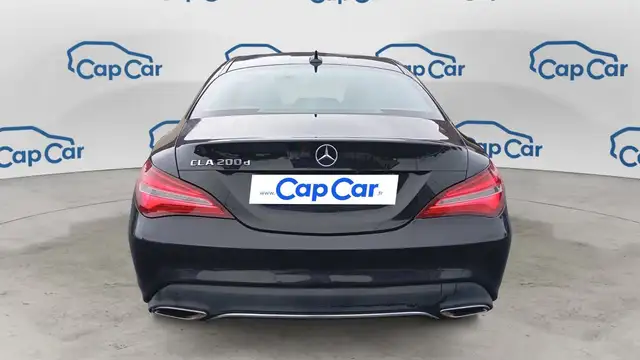 Mercedes-Benz Cla view 3