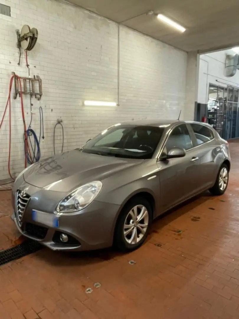 Alfa Romeo Giulietta 1.6 JTDm-2 105 CV Progression Grigio - 1