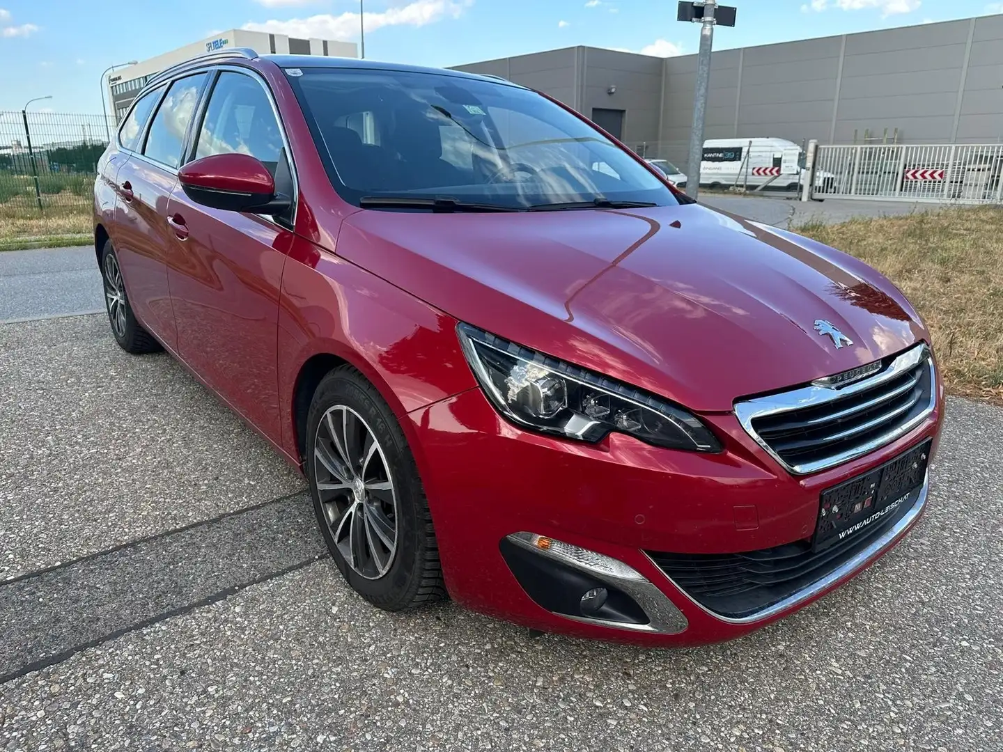 Peugeot 308 SW 1,6 BHDI 120 Allure Rot - 2