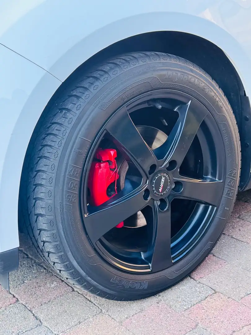 Ford Focus 1.0 EcoBoost Start-Stopp-System Champions Edition - 2