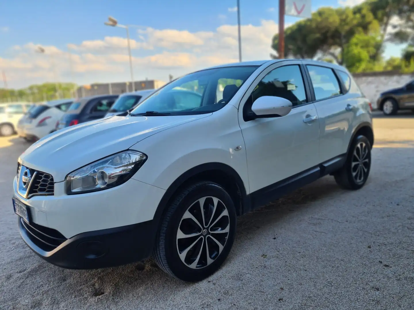 Nissan Qashqai 1.5 dCi DPF Tekna Blanc - 2