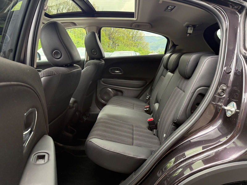 Honda HR-V Executive *AHK *LED *Kamera *App *DAB *Pano — photo 12