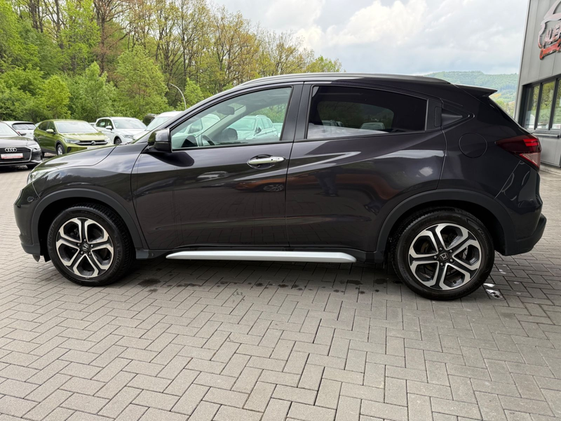 Honda HR-V Executive *AHK *LED *Kamera *App *DAB *Pano — photo 9