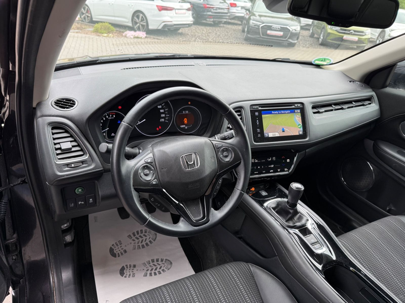 Honda HR-V Executive *AHK *LED *Kamera *App *DAB *Pano — photo 11