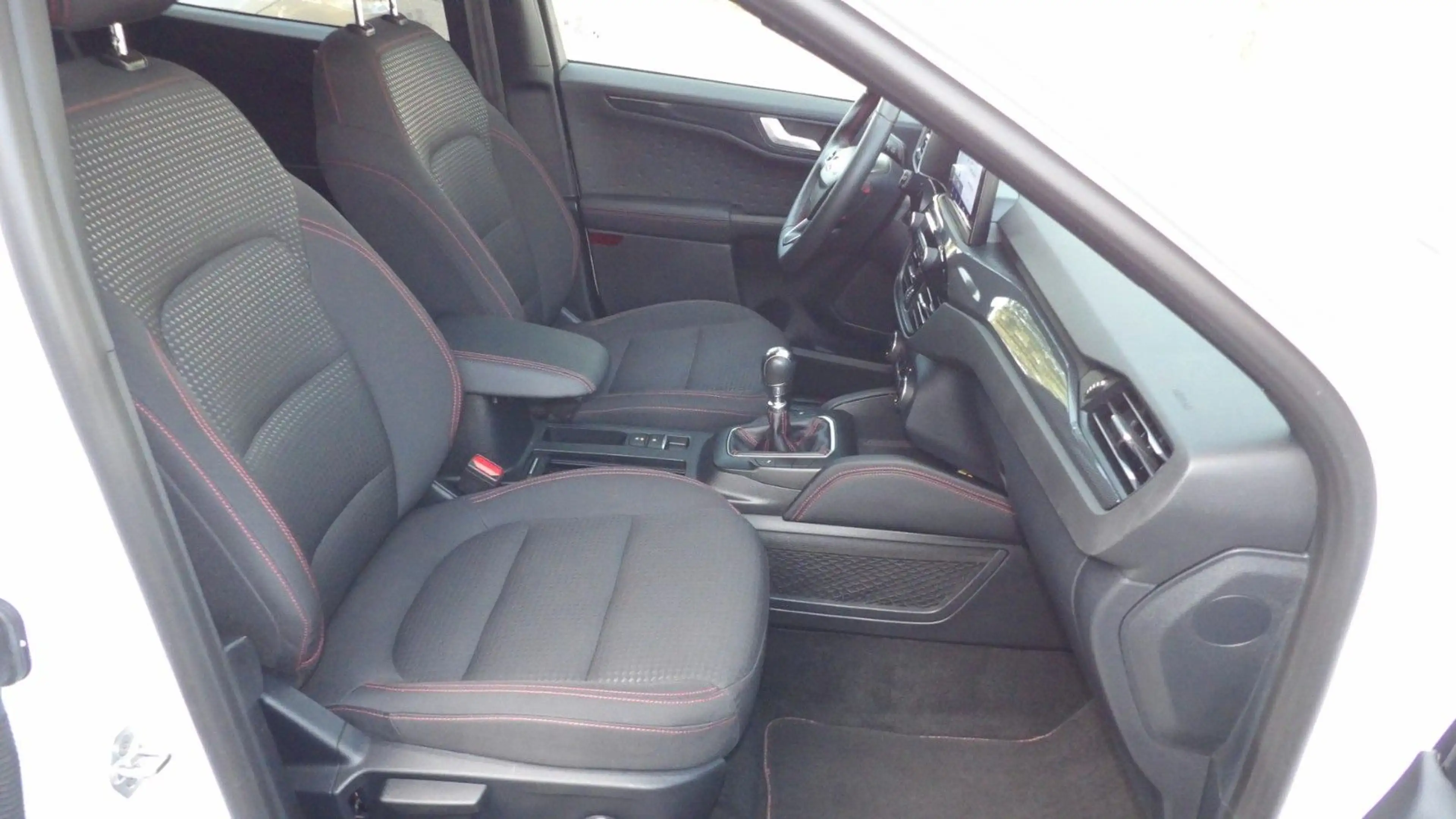 Ford Kuga ST-Line*AHK*Head Up Display*LED* — photo 11