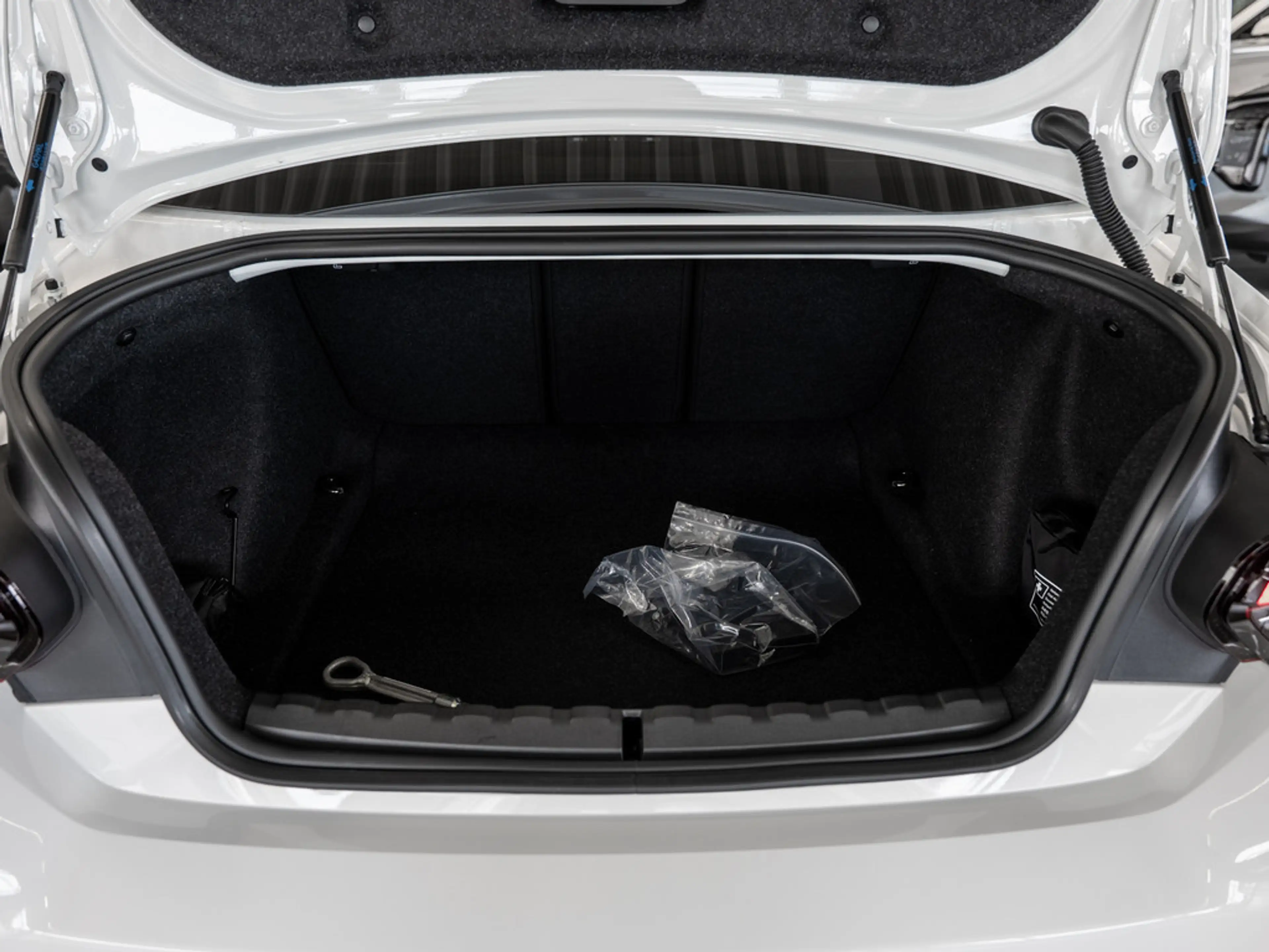 BMW M2 FACEL. LED HUD NAVI H/K KAMERA SHZ PDC — photo 13