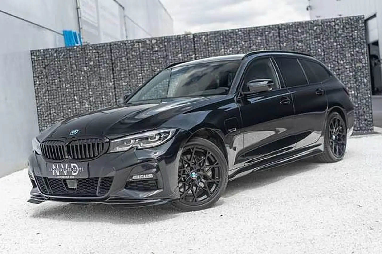 BMW 330 e M Sport | Hifi | Adapt cruise | M Performance Noir - 1