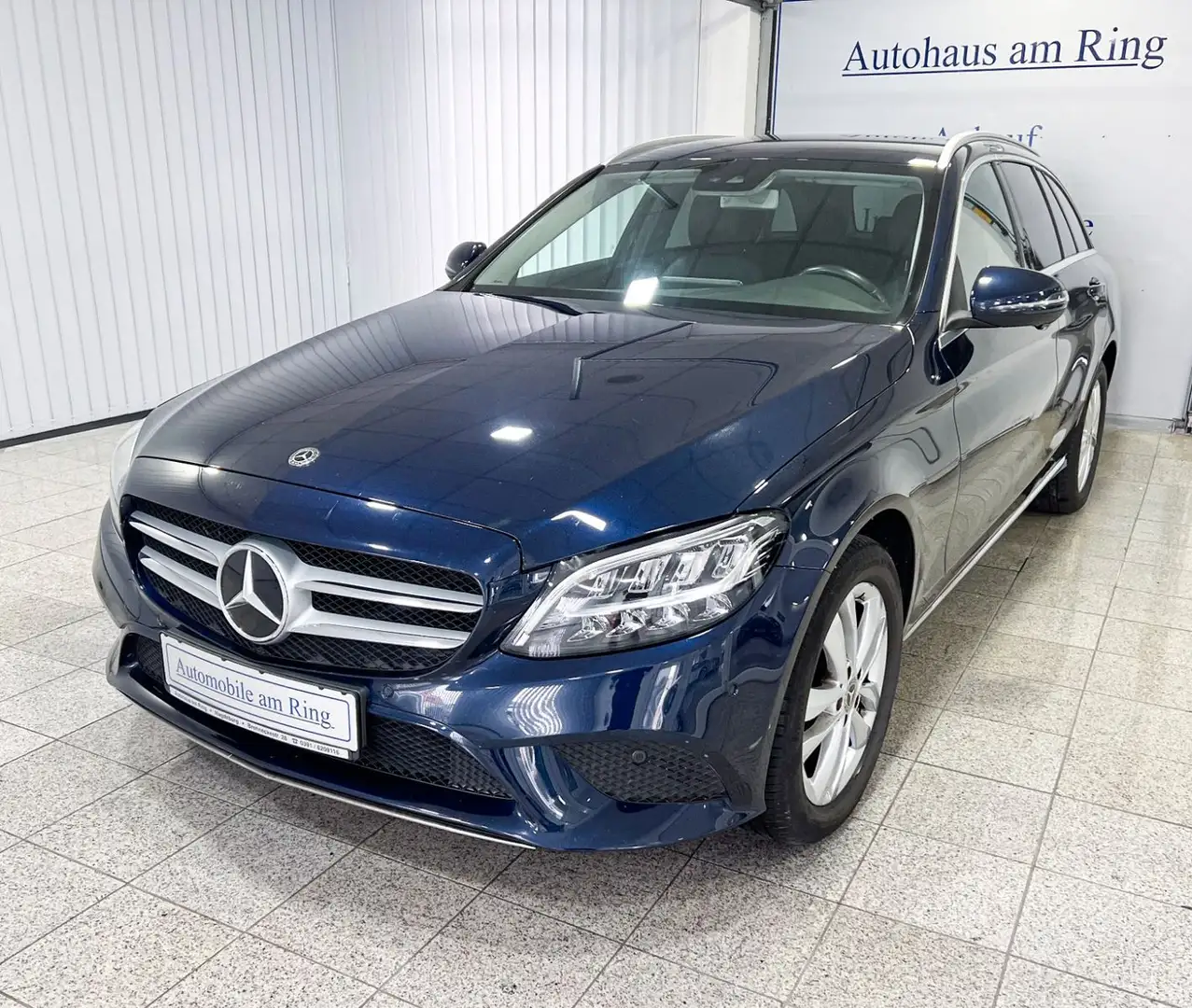 Mercedes-Benz C 220 T d 4Matic Avantgarde Navi  LED 1.Hand! Blau - 2